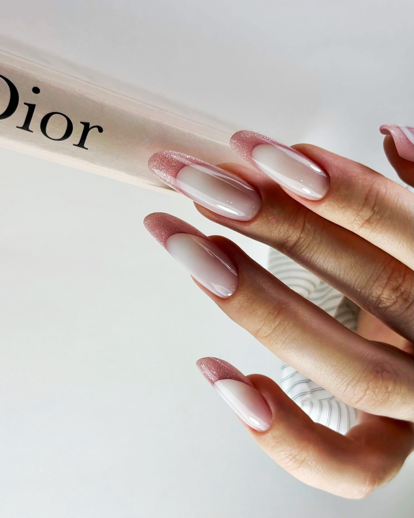 Cursuri-unghii-iasi-curs-de-baza-nivel 2-avansat-1.1